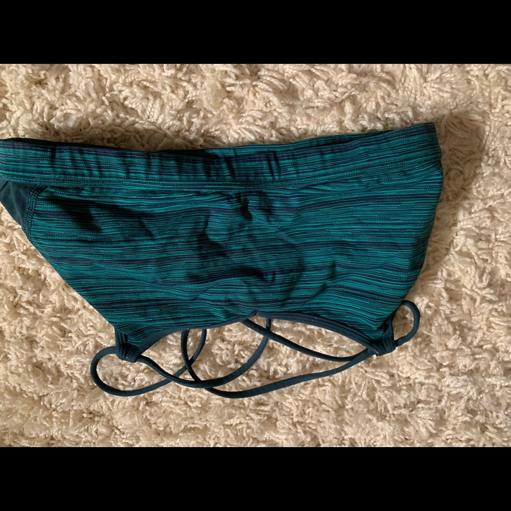 Teal lululemon bra